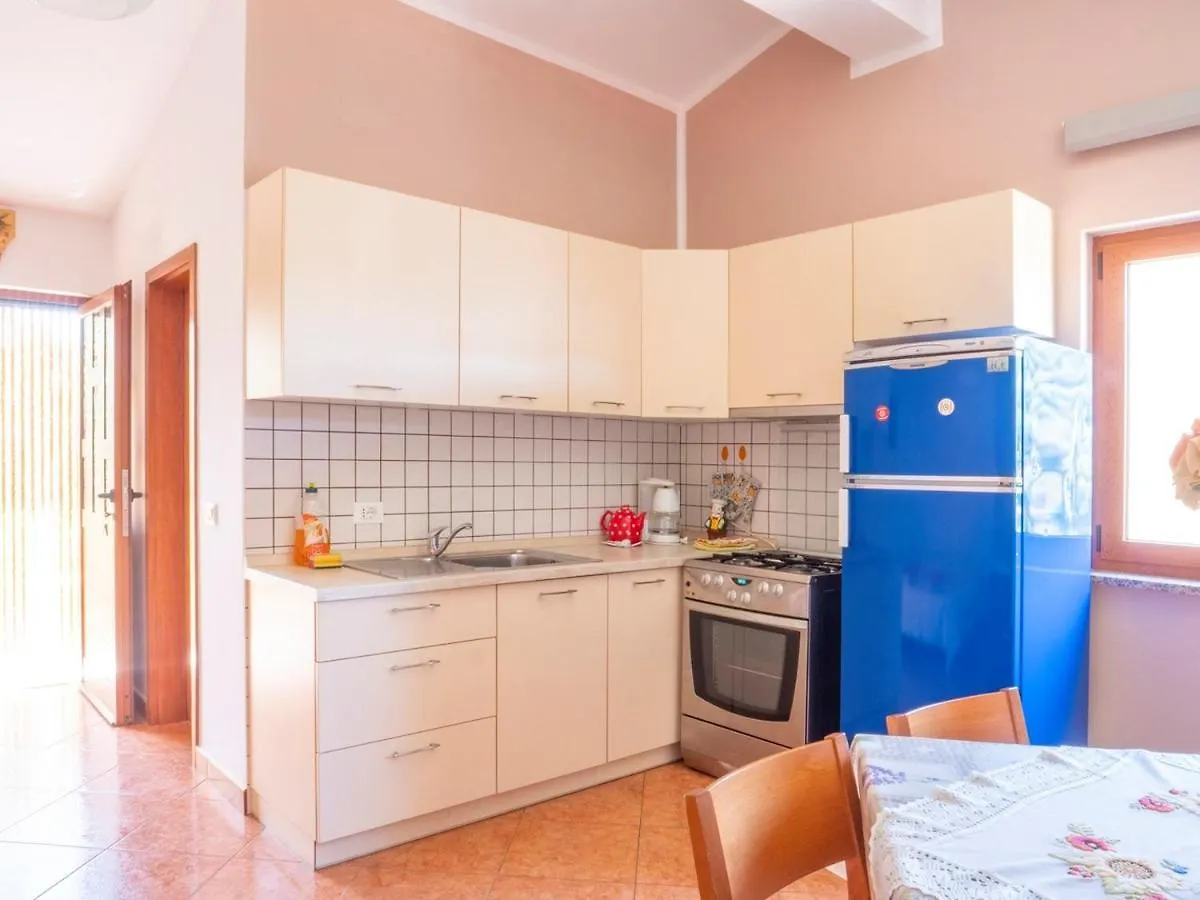 Studio Apartment Gianni Vižinada